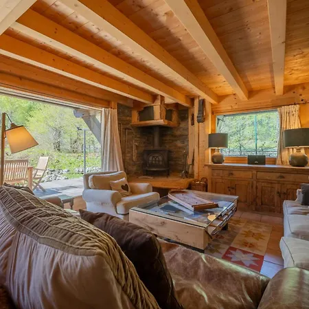 Chalet Montet Forest River Garden - Happy Vallorcine